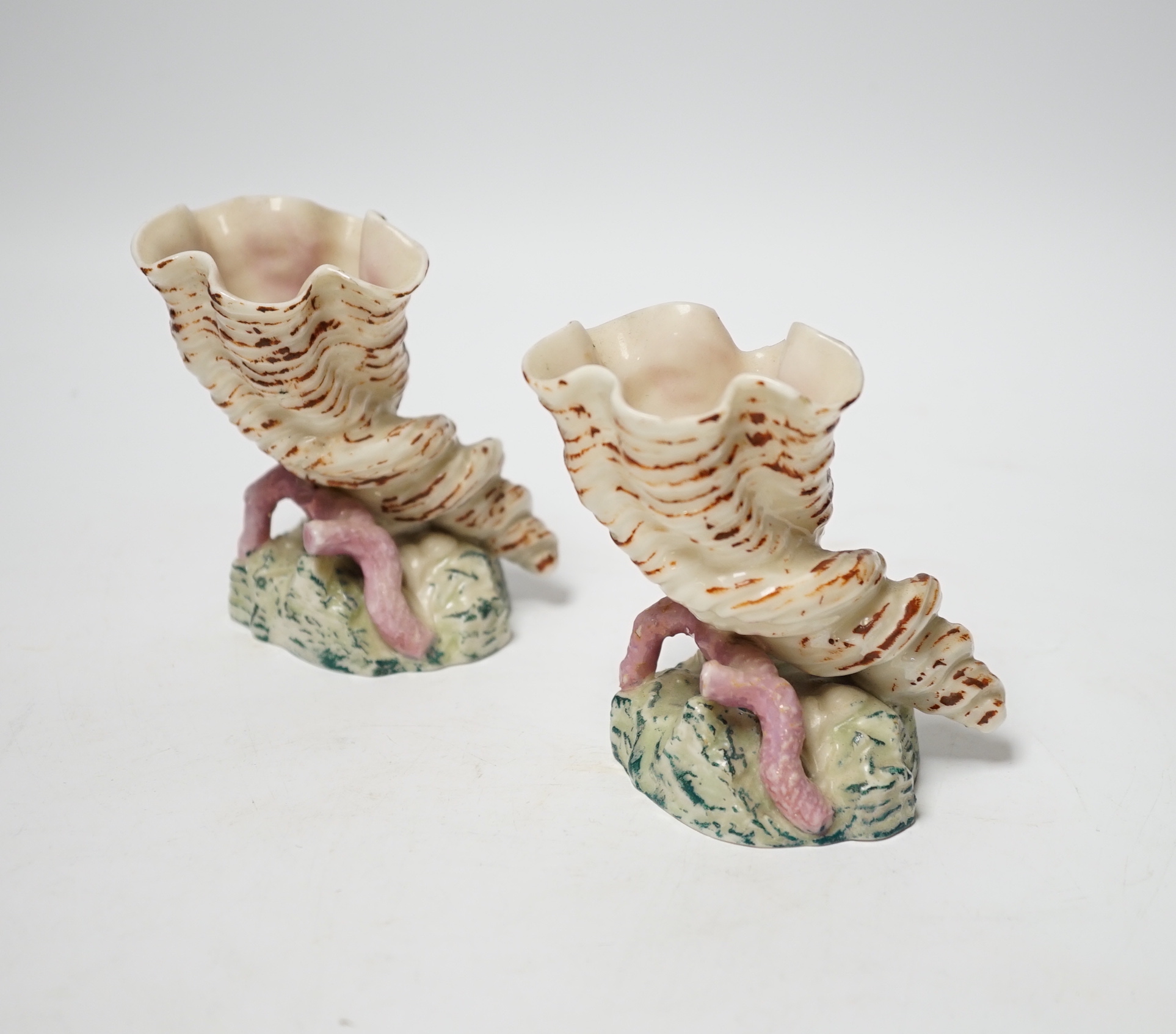 A pair of 19th century Royal Worcester ‘shell’ vases, 10cm